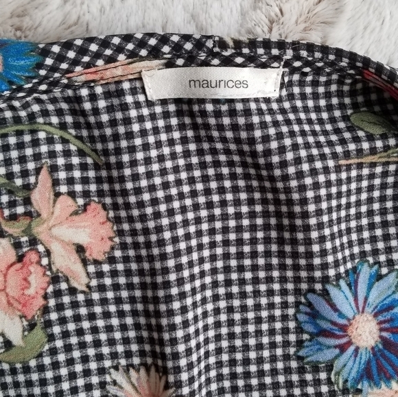 Maurices Black White Checkered Floral Tie Blouse - Picture 5 of 8